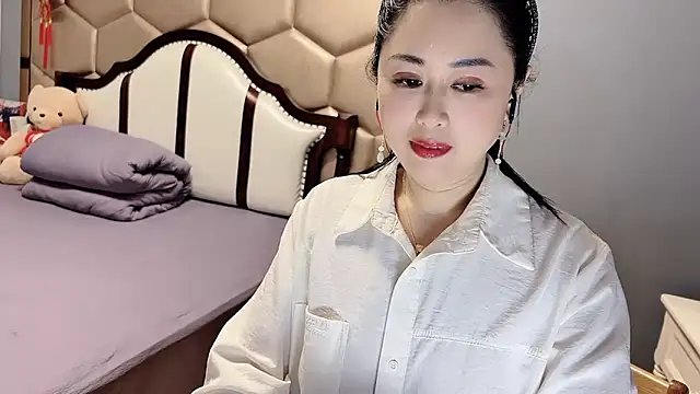 yaoyao22678 online show from 12, 4, 2026