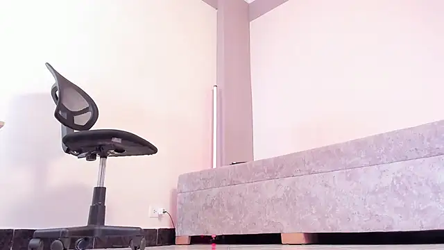 Lil Audrey online show from 6, 2, 2026