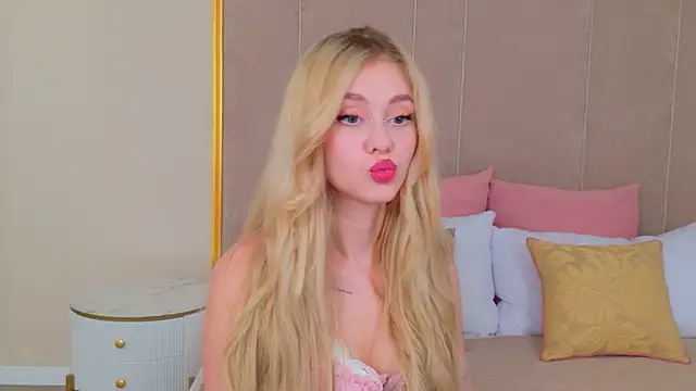 Rose Masson online show from 15, 4, 2026