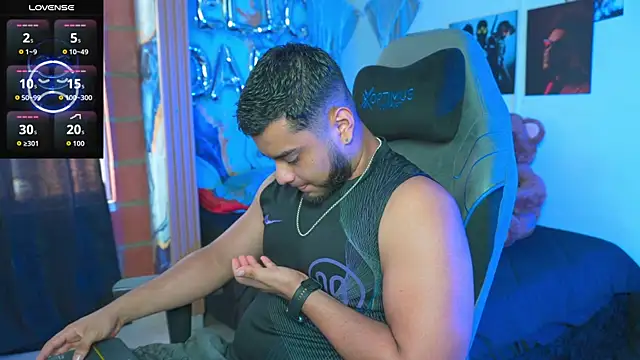 Tiler wolker online show from 2, 4, 2026