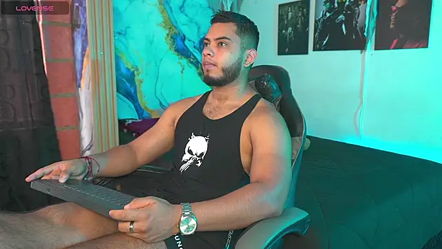 Tiler wolker online show from 2, 11, 2025