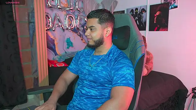 Tiler wolker online show from 23, 3, 2026