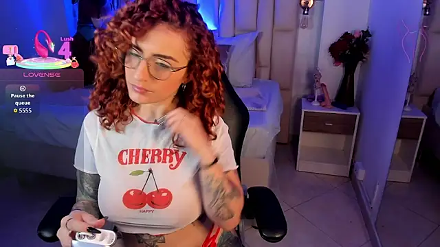 catalehia moonlightt online show from 2, 4, 2026