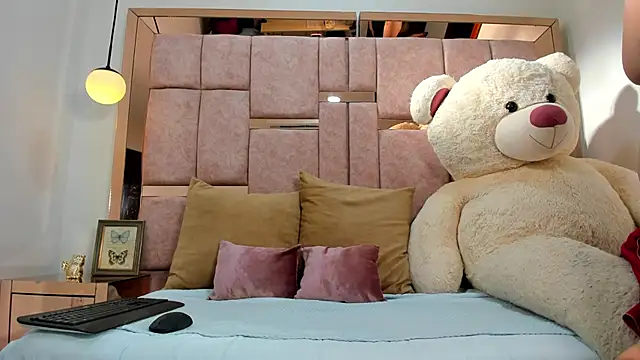 naomy sexy  online show from 21, 11, 2025