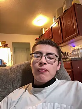 alexismar28 online show from 2, 2, 2026