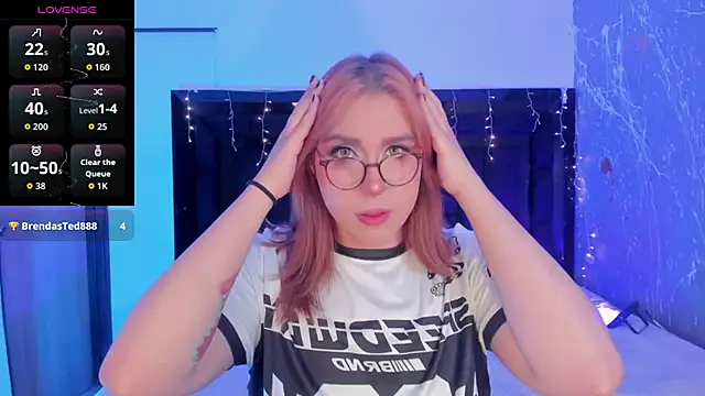 JanneBlossom  online show from 21, 12, 2025