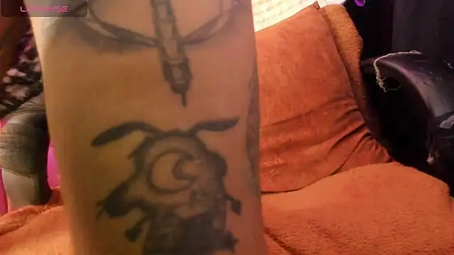 ghostwomaan online show from 14, 4, 2026