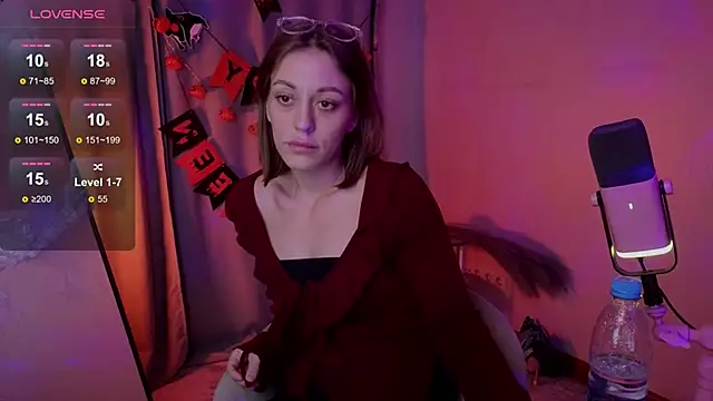 Snapshot of miluv chatting on 28, 10, 2025 miluv online show from 28, 10, 2025