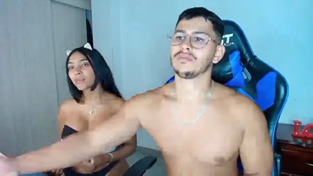 sophia and alex online show from 21, 11, 2025