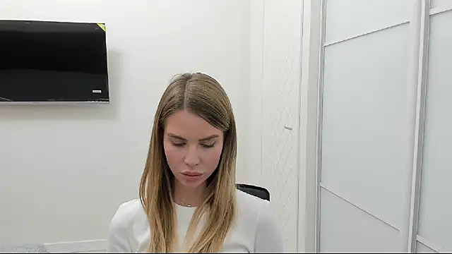 LinaBey online show from 26, 10, 2025