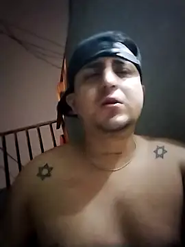 Snapshot of Mrandreuw chatting on 27, 10, 2025 Mrandreuw online show from 27, 10, 2025