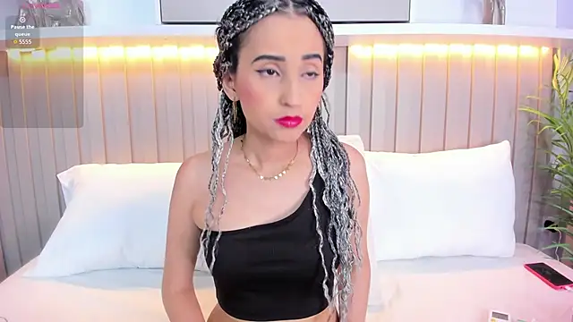 Snapshot of violett_rabbit_ chatting on 6, 11, 2025 violett rabbit online show from 6, 11, 2025