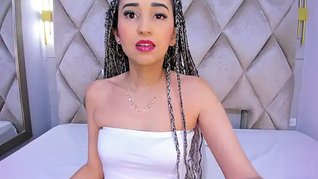 violett rabbit  online show from 15, 12, 2025