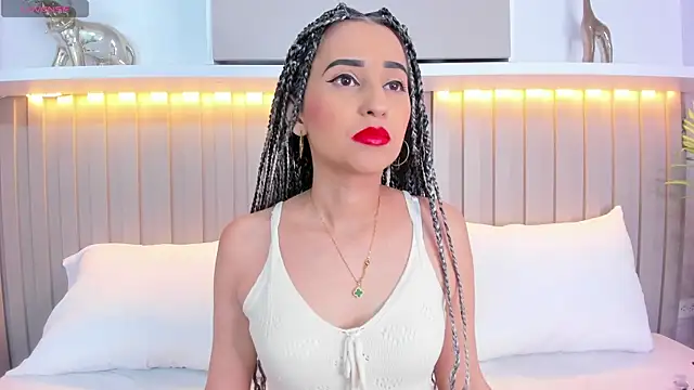 violett rabbit  online show from 11, 11, 2025