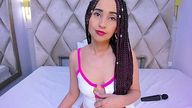 violett rabbit  online show from 5, 2, 2026