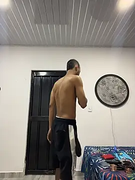 Hot2gether69 online show from 9, 11, 2025