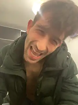 Dondeloquieras4 online show from 6, 4, 2026