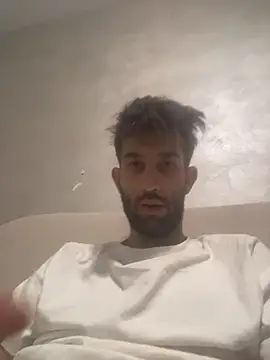 Dondeloquieras4 online show from 4, 4, 2026