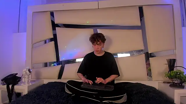 Genesis ask online show from 29, 11, 2025