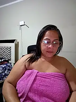 Snapshot of Angie_milf50 chatting on 9, 5, 2026 Angie milf50 online show from 9, 5, 2026