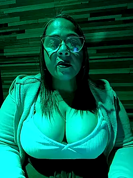 Snapshot of Angie_milf50 chatting on 21, 6, 2026 Angie milf50 online show from 21, 6, 2026