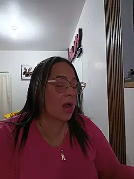 Snapshot of Angie_milf50 chatting on 4, 7, 2026 Angie milf50 online show from 4, 7, 2026