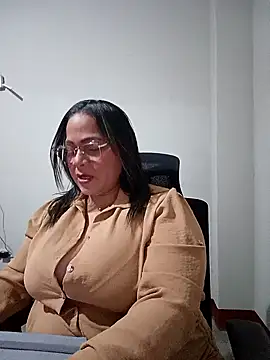 Angie milf50 online show from 19, 4, 2026