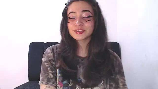 Snapshot of Annagoth_ chatting on 25, 6, 2026 Annagoth online show from 25, 6, 2026