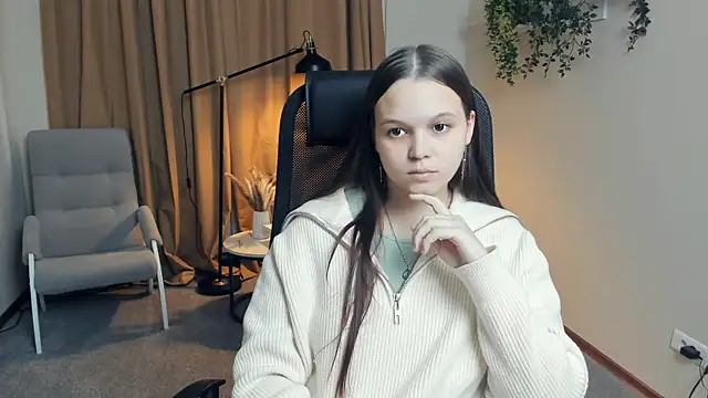 Snapshot of LaDubyk chatting on 27, 10, 2025 LaDubyk online show from 27, 10, 2025