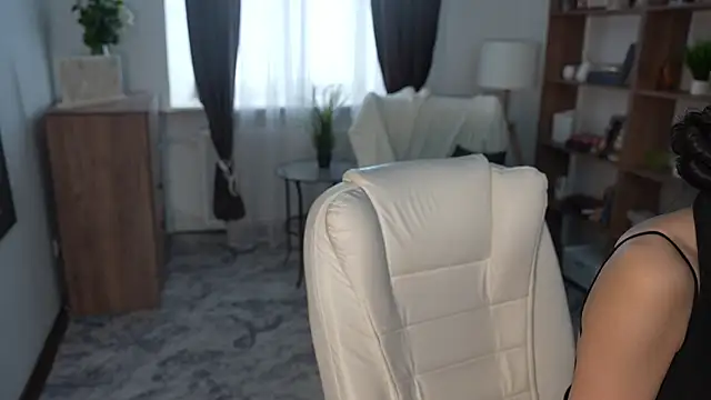 OnieClose online show from 7, 2, 2026