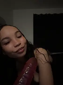 Snapshot of nikkiloveee chatting on 29, 4, 2026 nikkiloveee online show from 29, 4, 2026