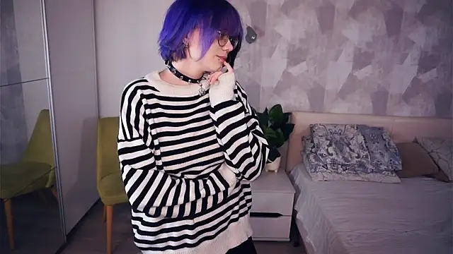 KellePourier online show from 31, 10, 2025