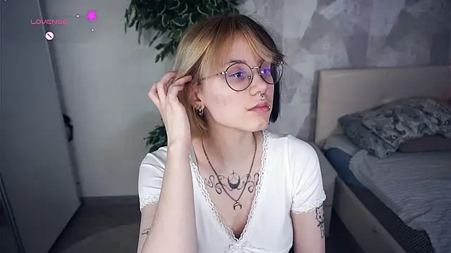 KellePourier online show from 13, 2, 2026