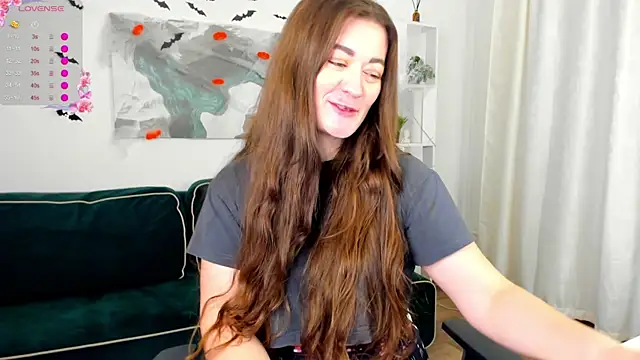 LiyaDaily online show from 30, 10, 2025