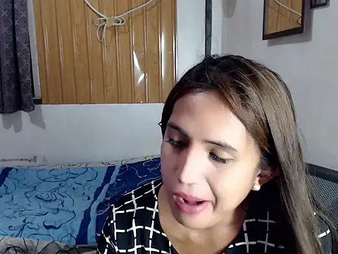 prettysam9 online show from 14, 4, 2026