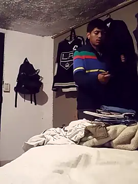 SkinniYamo online show from 2, 4, 2026