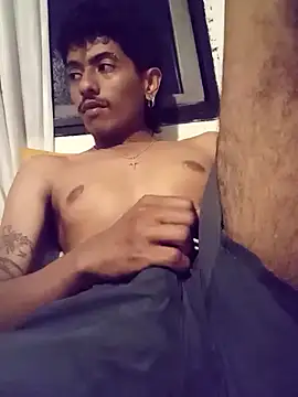 SkinniYamo online show from 7, 4, 2026