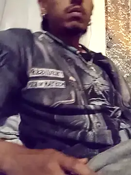 SkinniYamo online show from 24, 3, 2026