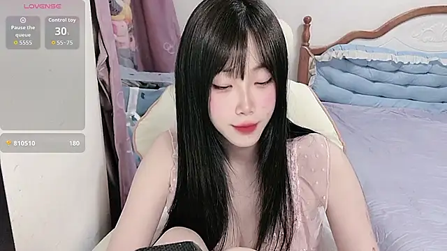 Vivian-88 online show from 4, 5, 2026