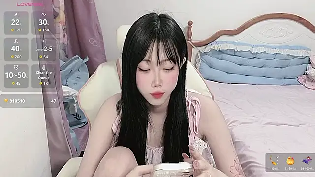 Vivian-88 online show from 17, 4, 2026