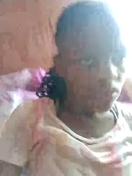 Snapshot of Blondecurv24 chatting on 29, 10, 2025 Blondecurv24 online show from 29, 10, 2025