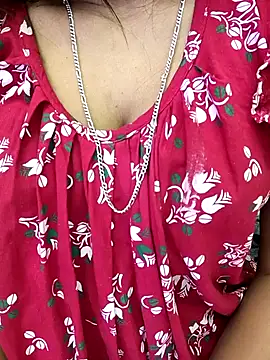 Sexy-suhana- online show from 1, 2, 2026