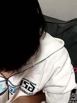 Oo natsuki online show from 9, 11, 2025