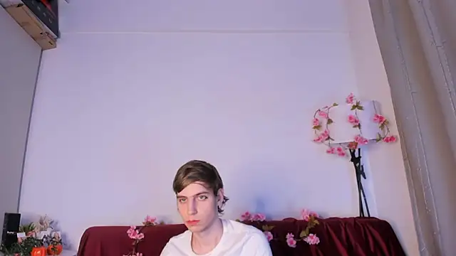 Snapshot of AvenGlow chatting on 23, 2, 2026 AvenGlow online show from 23, 2, 2026