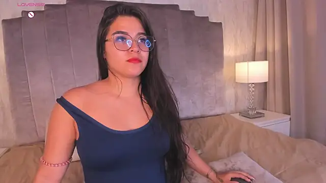 Snapshot of Melanie_hillz chatting on 24, 5, 2026 Melanie hillz online show from 24, 5, 2026