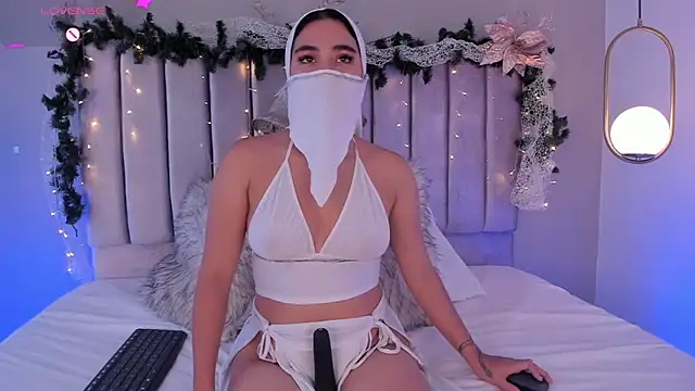 Melanie hillz online show from 25, 11, 2025