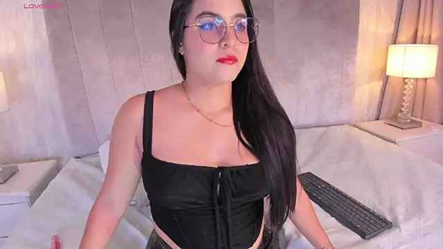 Snapshot of Melanie_hillz chatting on 24, 4, 2026 Melanie hillz online show from 24, 4, 2026