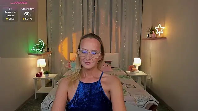 ScarlettPalmer online show from 30, 10, 2025