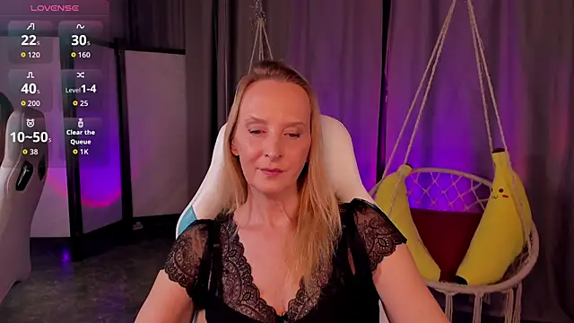 ScarlettPalmer online show from 14, 1, 2026