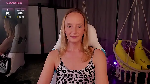 ScarlettPalmer online show from 28, 2, 2026